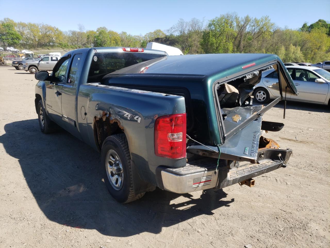 Photo 3 from auction – 2010 CHEVROLET SILVERADO with VIN 1GCSKREA5AZ105042