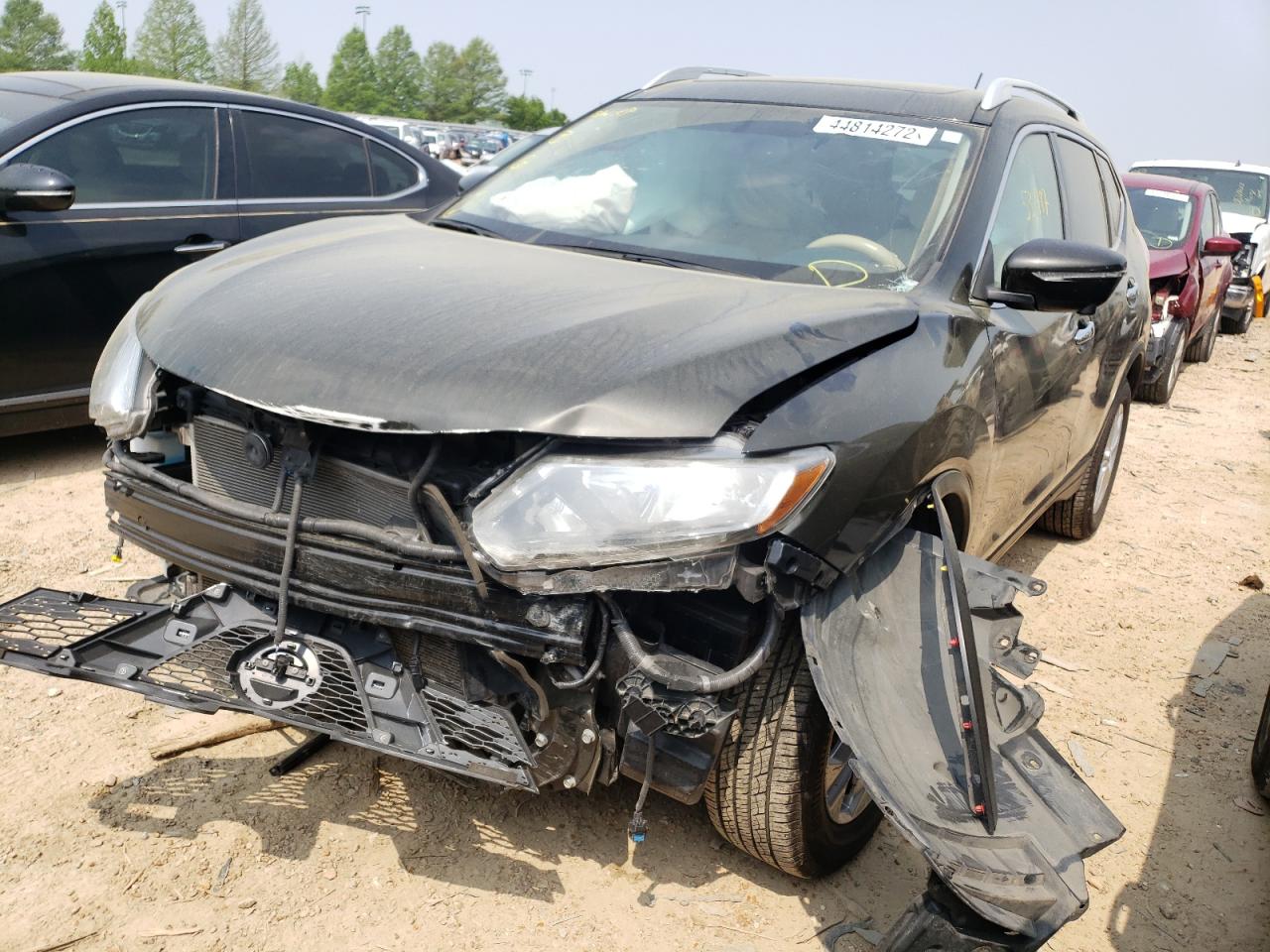 Photo 2 from auction – 2015 NISSAN ROGUE S with VIN 5N1AT2MV3FC787879