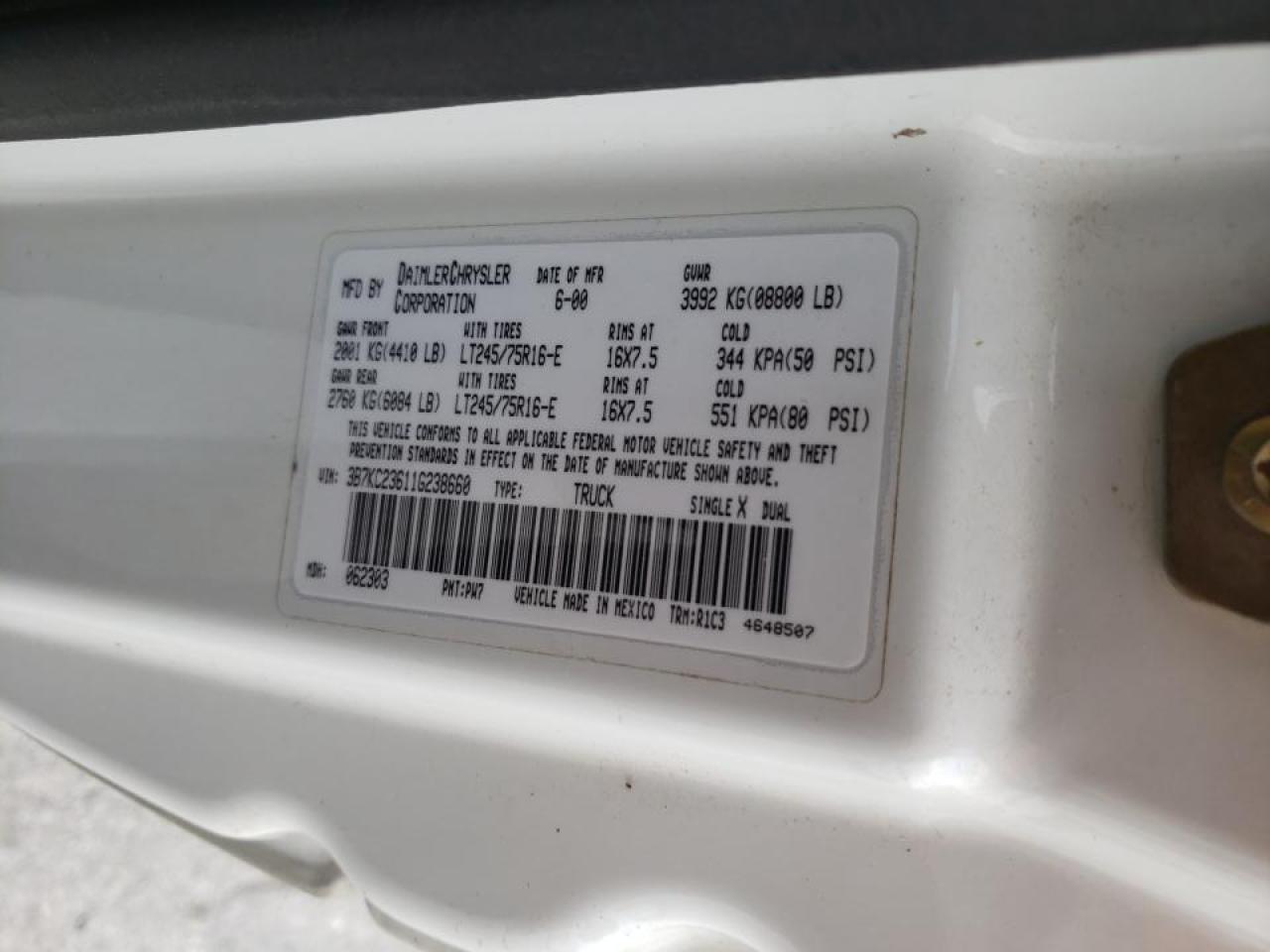 Photo 10 from auction – 2001 DODGE RAM 2500 with VIN 3B7KC23611G238660