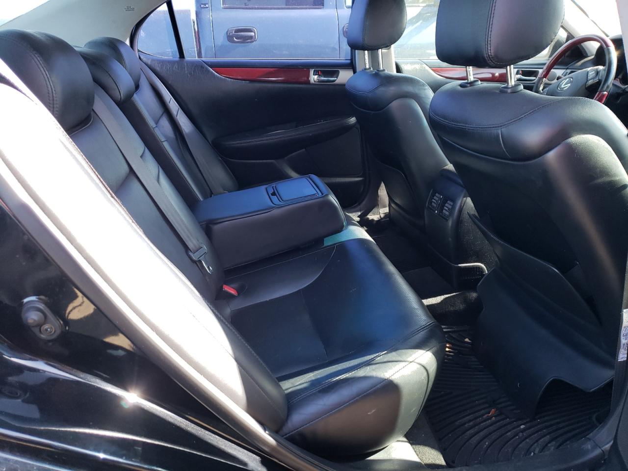 Photo 6 from auction – 2005 LEXUS ES 330 with VIN JTHBA30G655094592