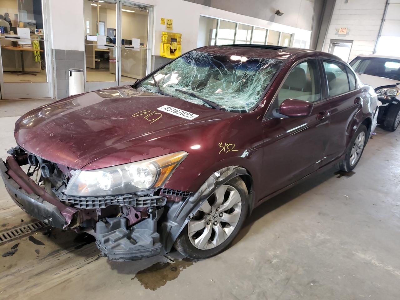 Photo 2 from auction – 2010 HONDA ACCORD with VIN 1HGCP2F7XAA047624