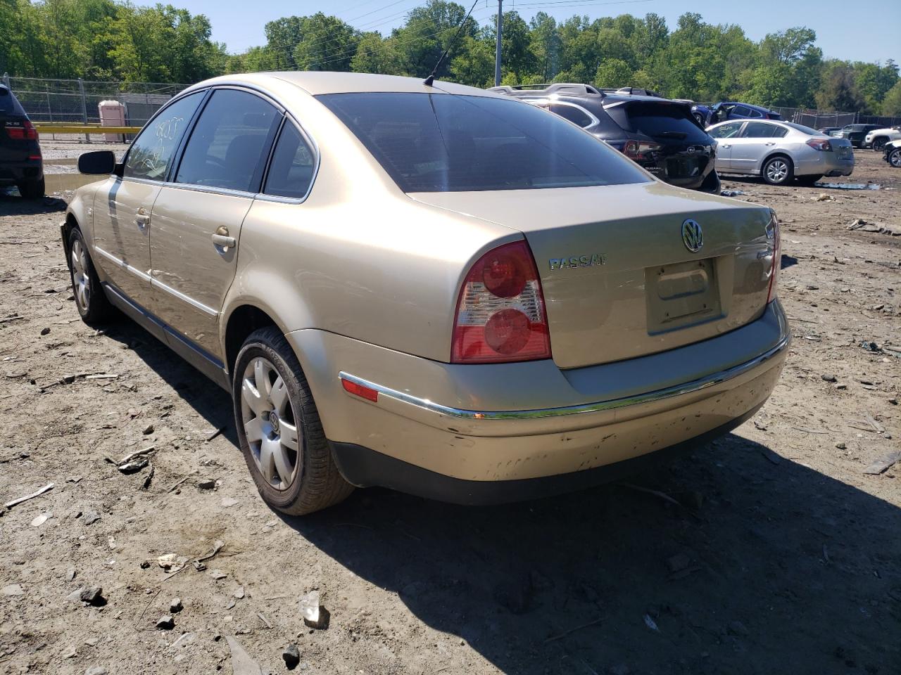 Photo 3 from auction – 2002 VOLKSWAGEN PASSAT GLX with VIN WVWTH63B42P185850