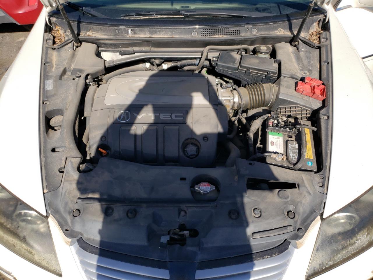 Photo 7 from auction – 2006 ACURA RL with VIN JH4KB16596C007840