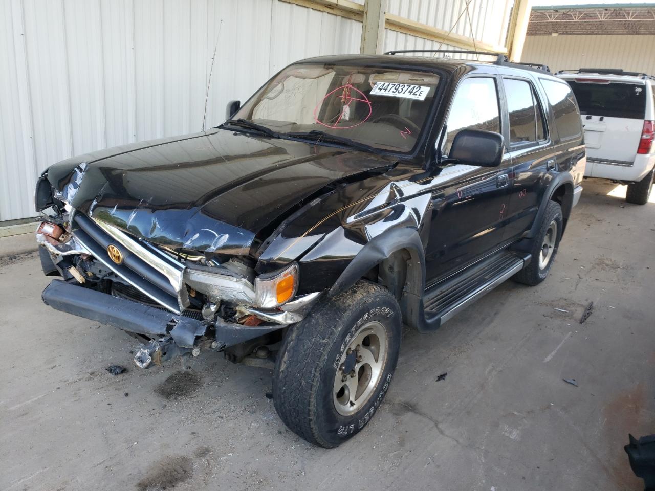 Photo 2 from auction – 1997 TOYOTA 4RUNNER SR with VIN JT3HN86RXV0106041