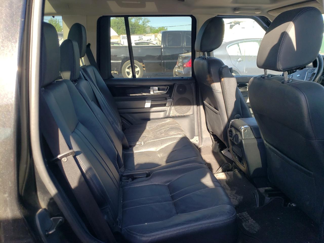 Photo 6 from auction – 2012 LAND ROVER LR4 HSE with VIN SALAG2D40CA628155