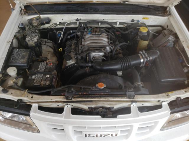 Photo 7 from auction – 2001 ISUZU RODEO S with VIN 4S2DM58W714347139