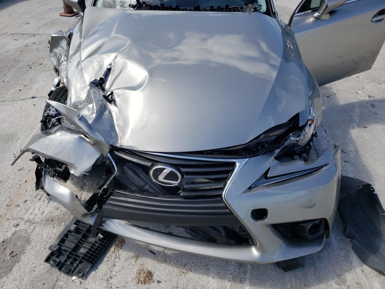 Photo 7 from auction – 2015 LEXUS IS 250 with VIN JTHBF1D20F5048052