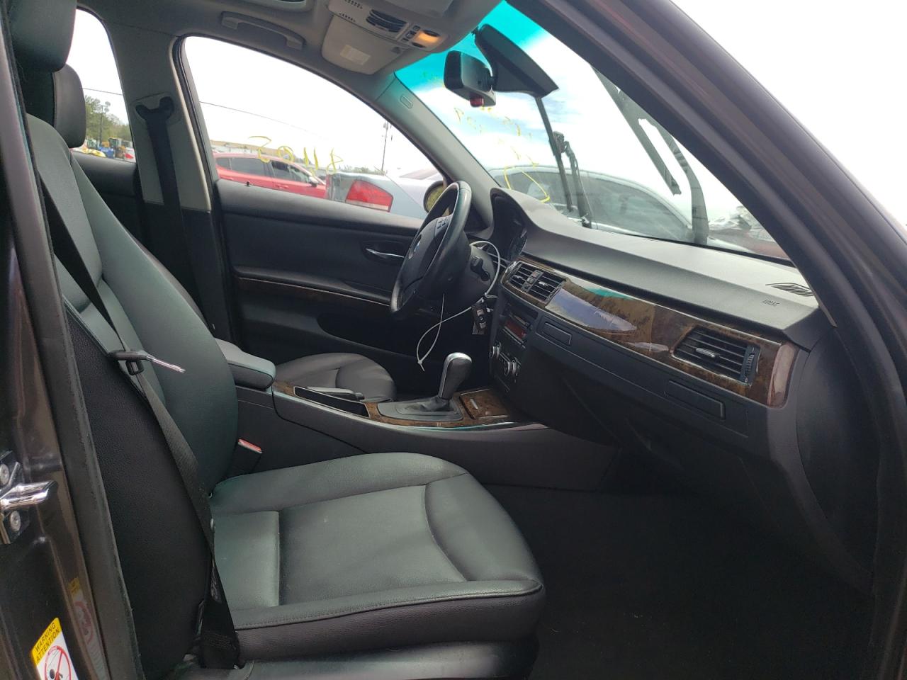 Photo 5 from auction – 2007 BMW 328 I with VIN WBAVA33597KX73329