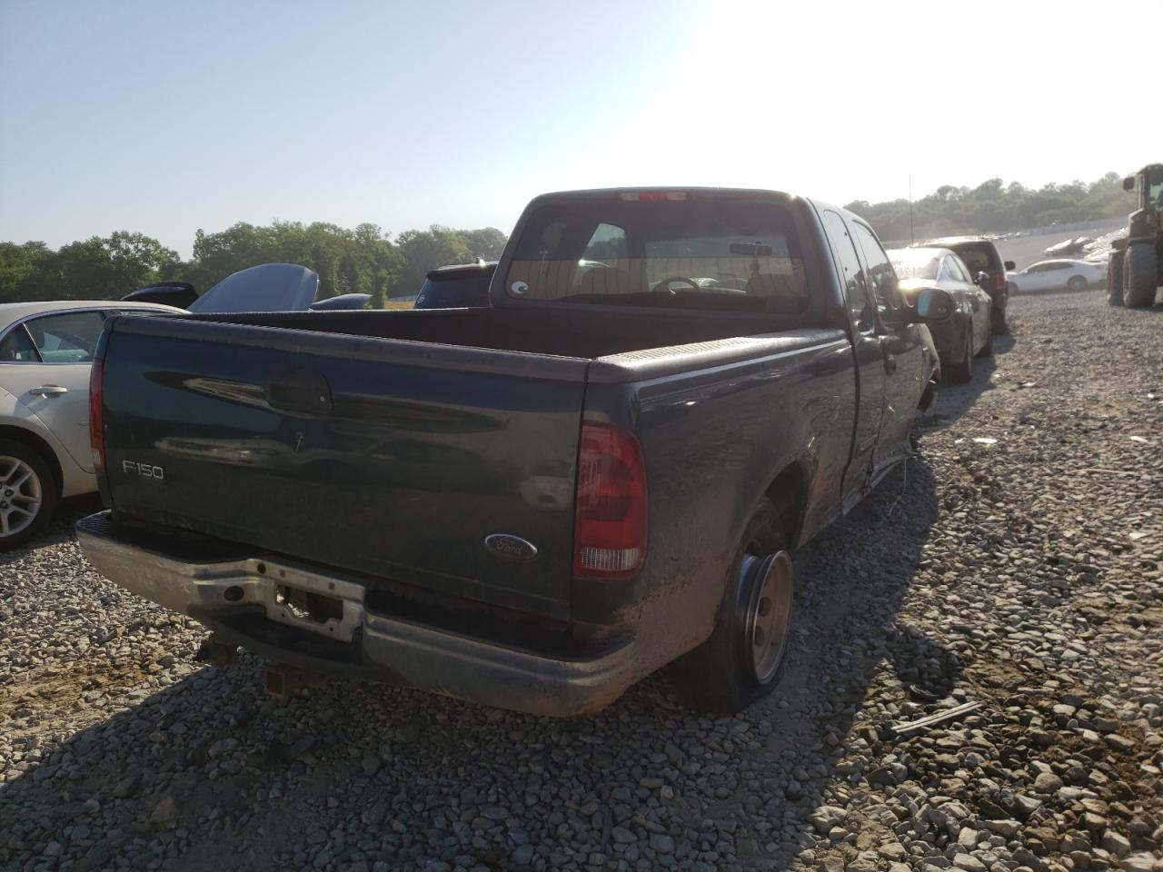 Photo 4 from auction – 2004 FORD F-150 HERI with VIN 2FTRX17W24CA04889