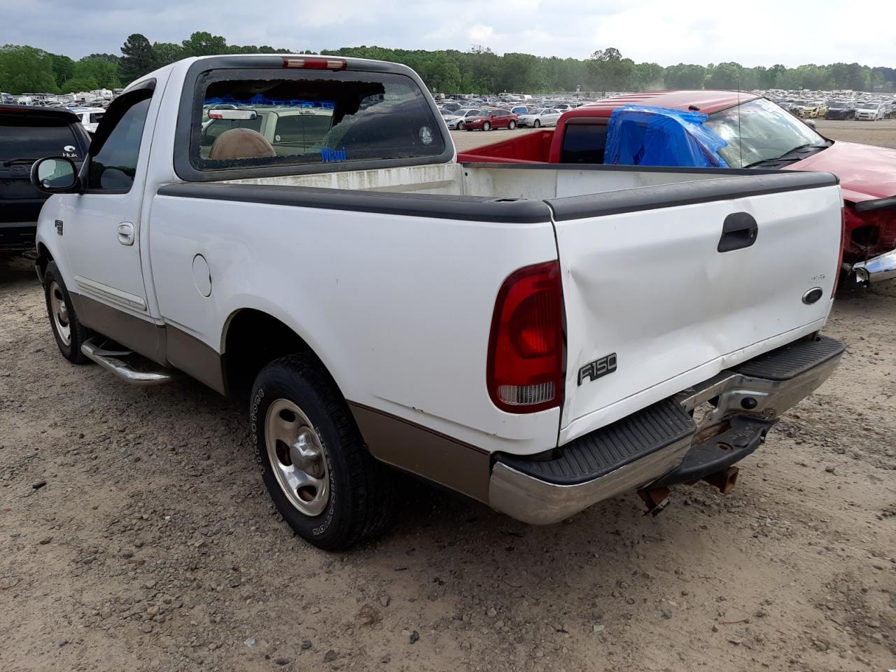 Photo 3 from auction – 2001 FORD F150 with VIN 1FTRF17L71NA01954