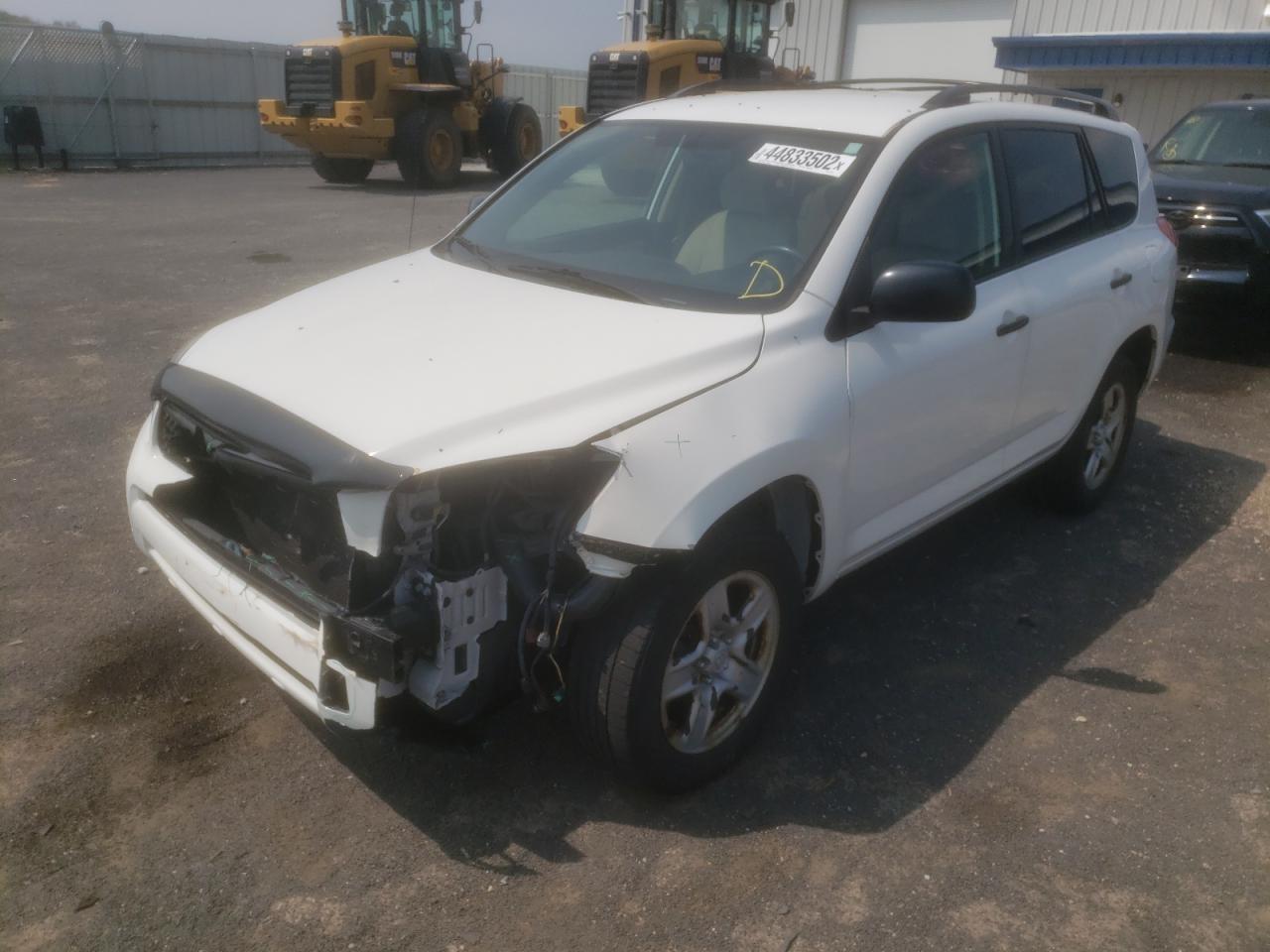Photo 2 from auction – 2007 TOYOTA RAV4 with VIN JTMZD33VX75057307