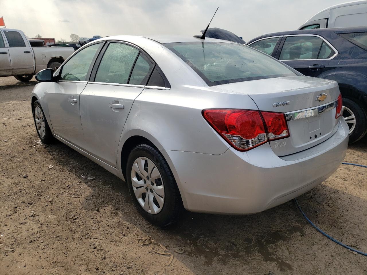 Photo 3 from auction – 2012 CHEVROLET CRUZE LS with VIN 1G1PC5SH3C7373219
