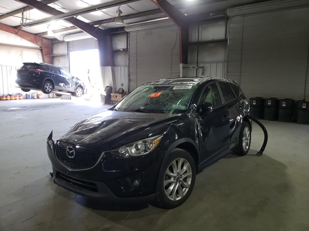 Photo 2 from auction – 2015 MAZDA CX-5 GT with VIN JM3KE4DY0F0489131