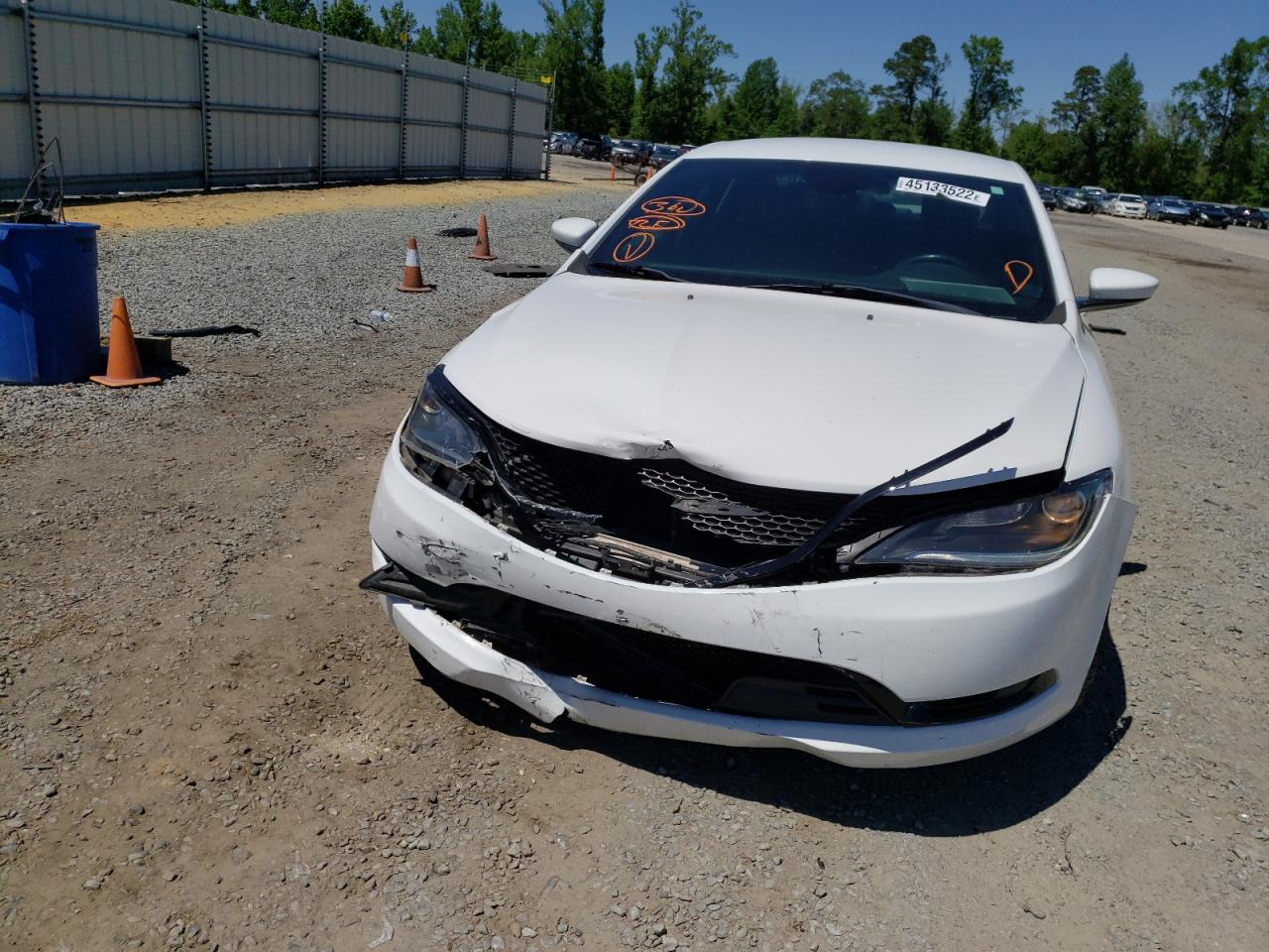 Photo 9 from auction – 2015 CHRYSLER 200 S with VIN 1C3CCCBG4FN514143