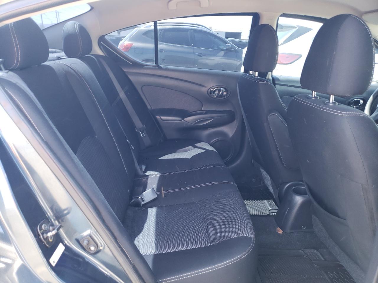 Photo 6 from auction – 2015 NISSAN VERSA S with VIN 3N1CN7AP8FL902008