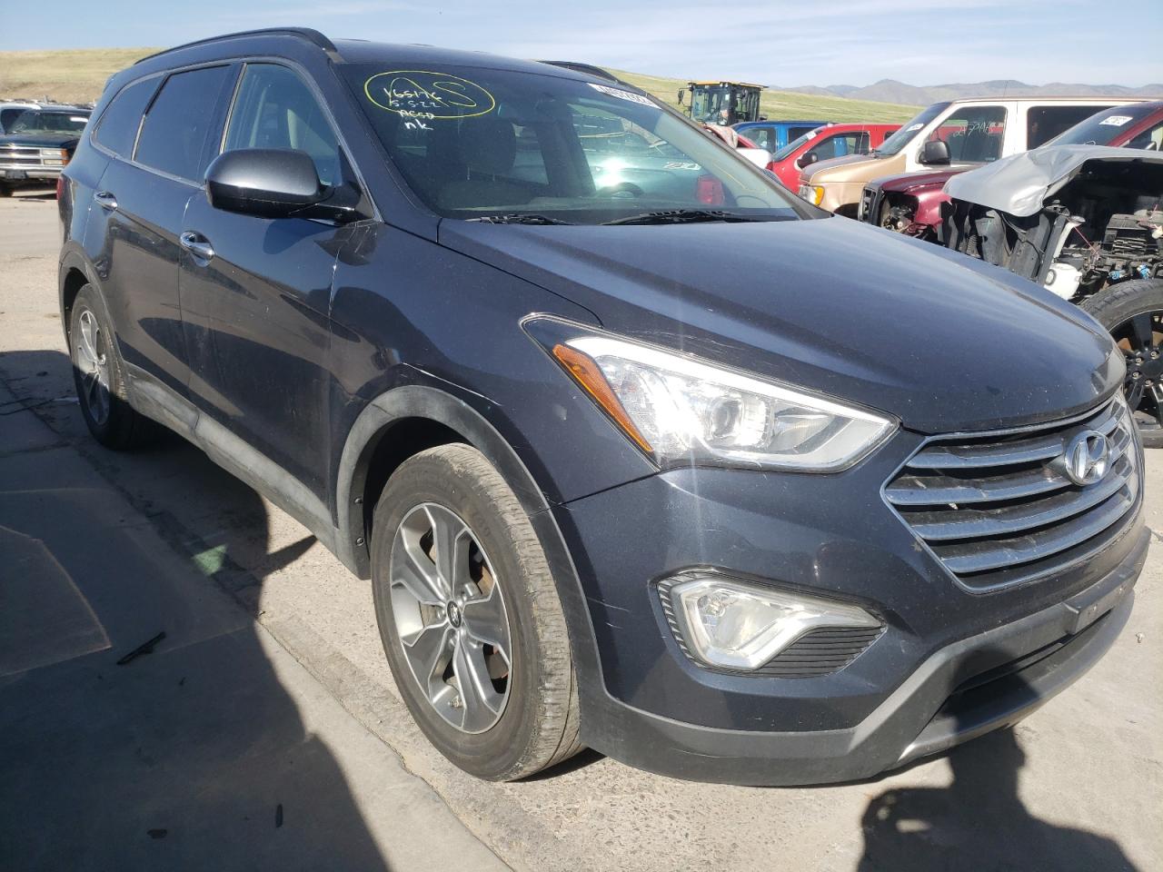 HYUNDAI SANTA FE S 2016 with VIN KM8SMDHF5GU152965 - Photo from auction