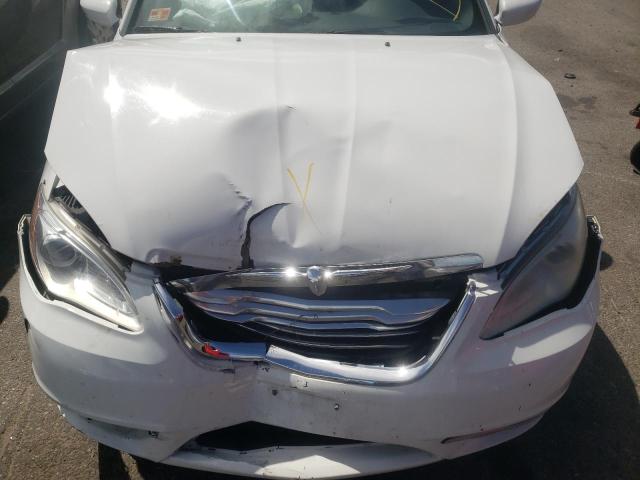 Photo 7 from auction – 2013 CHRYSLER 200 LX with VIN 1C3CCBAB6DN640419