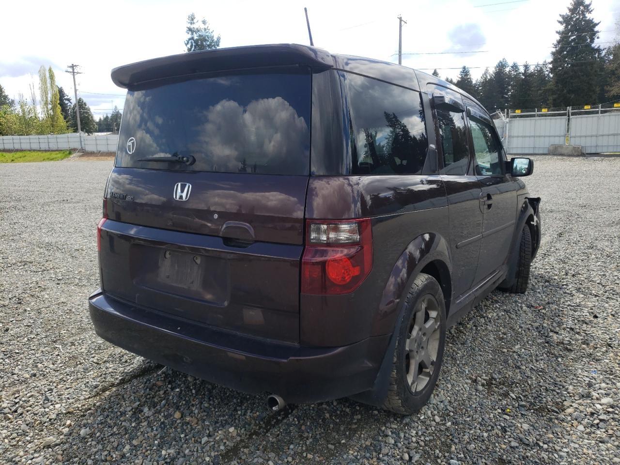 Photo 4 from auction – 2007 HONDA ELEMENT SC with VIN 5J6YH18927L012674