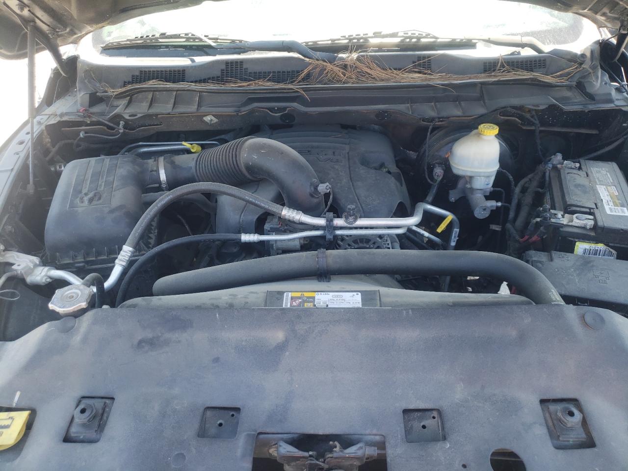 Photo 7 from auction – 2014 RAM 1500 ST with VIN 3C6JR6AT1EG131888