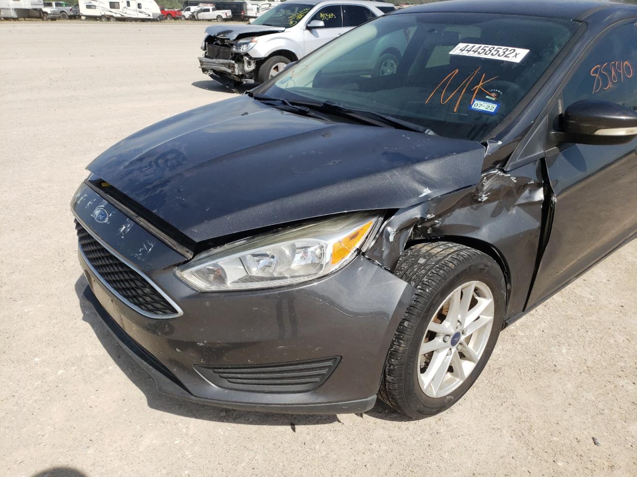 Photo 9 from auction – 2016 FORD FOCUS SE with VIN 1FADP3K20GL379304