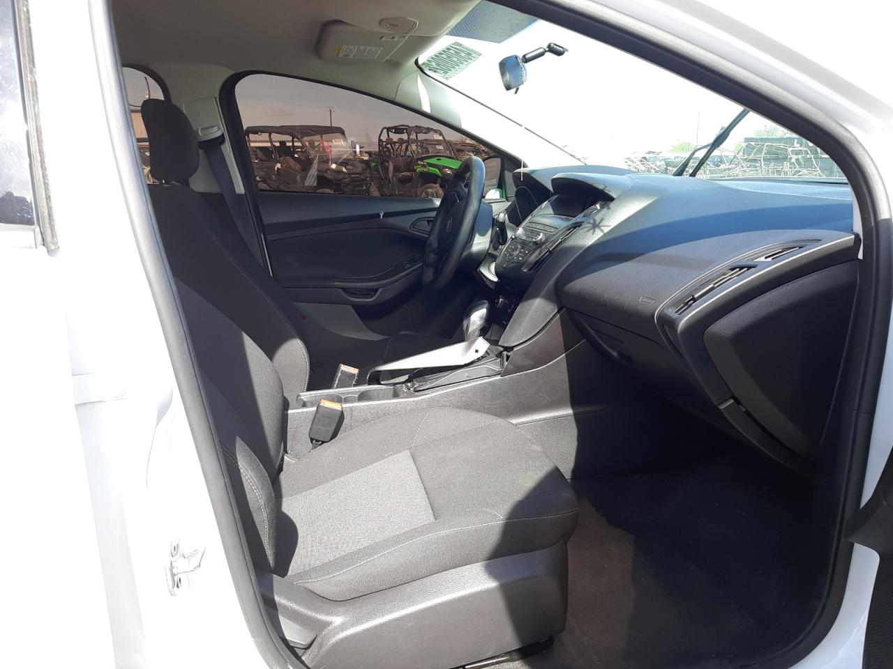 Photo 5 from auction – 2018 FORD FOCUS S with VIN 1FADP3E28JL322741
