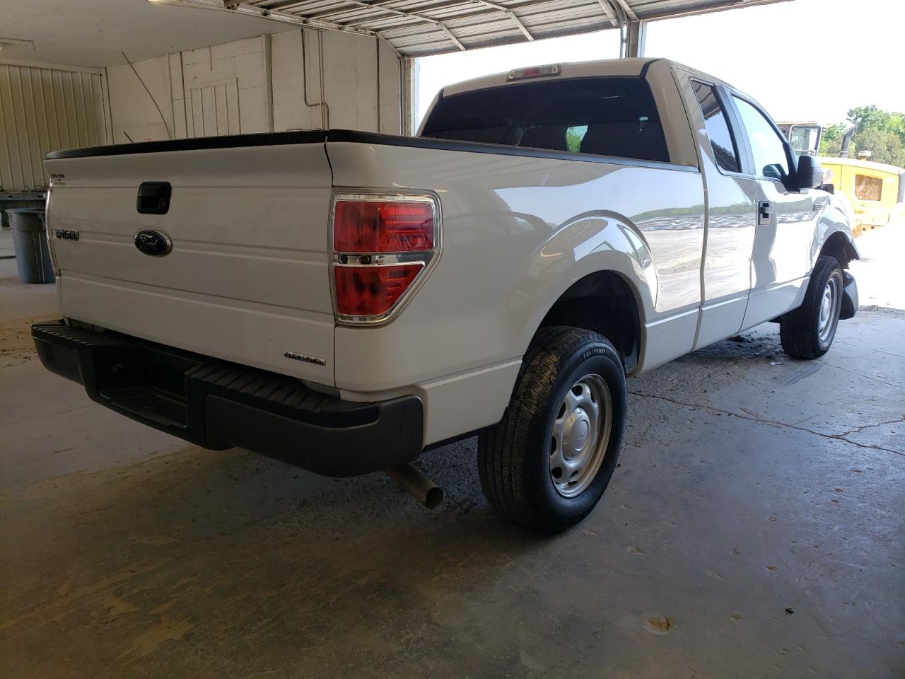 Photo 4 from auction – 2014 FORD F150 SUPER with VIN 1FTEX1CM9EKE41739