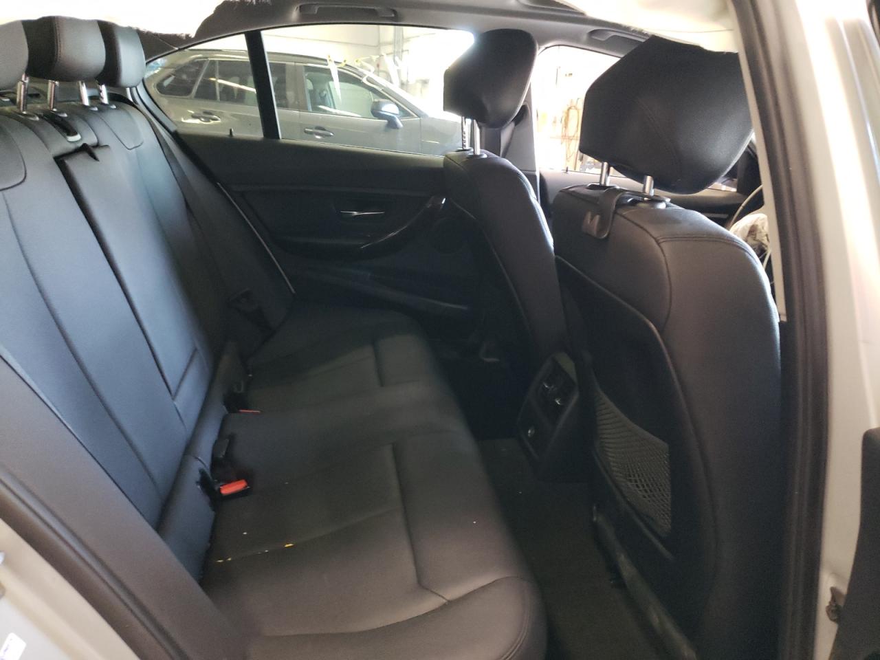 Photo 6 from auction – 2014 BMW 328 XI with VIN WBA3B3C50EJ977556