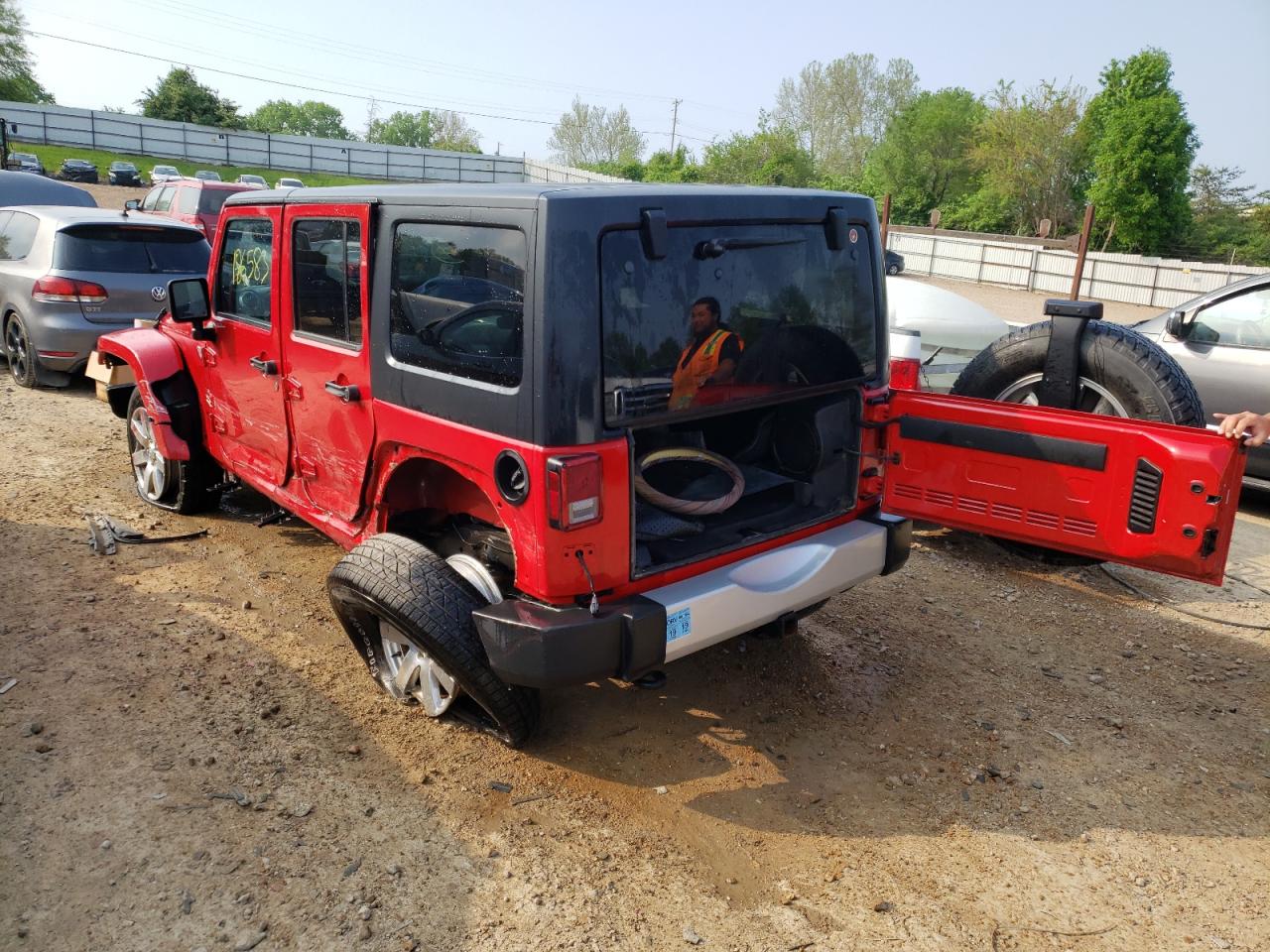 Photo 3 from auction – 2014 JEEP WRANGLER U with VIN 1C4BJWEG4EL251981