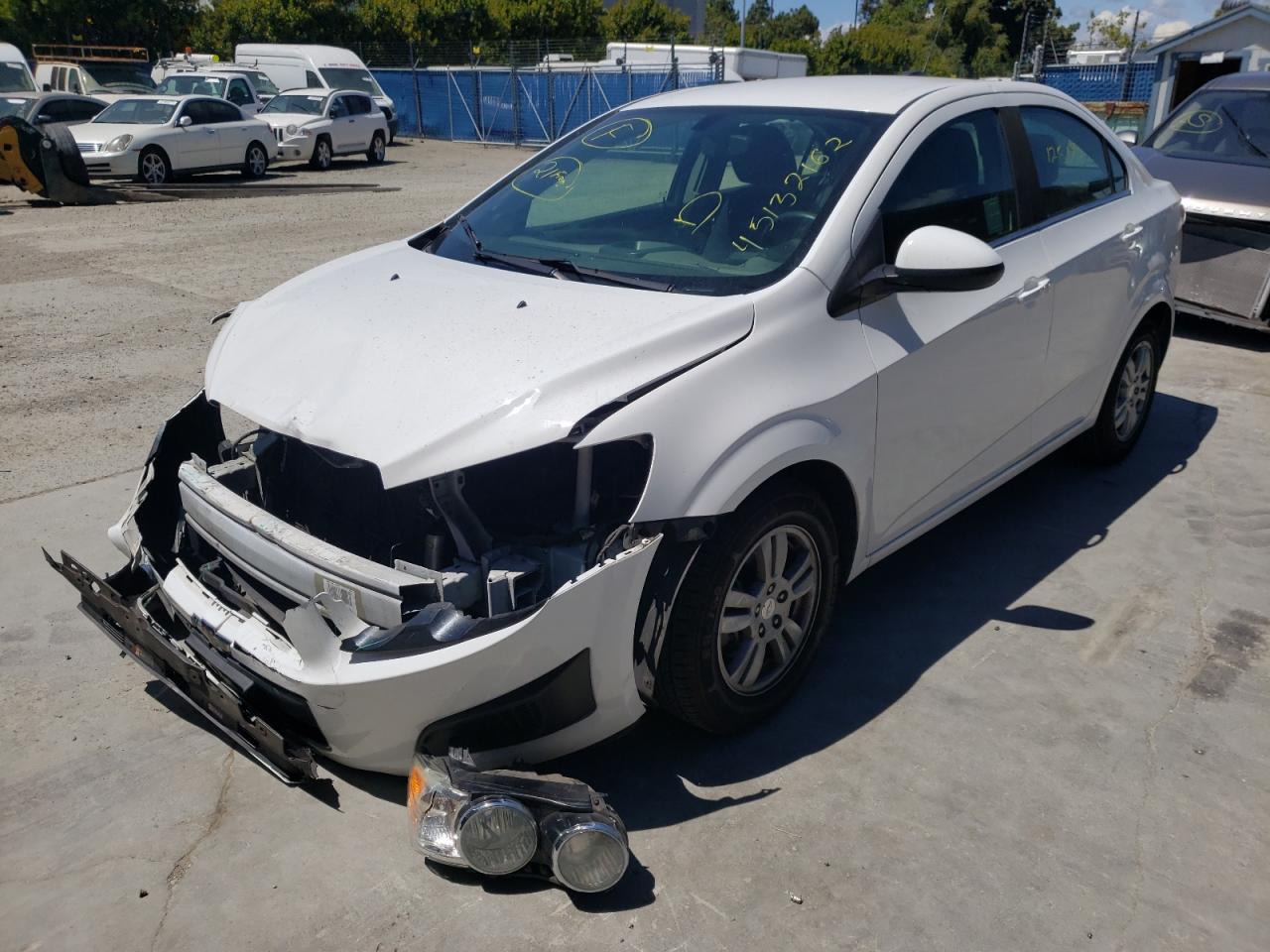 Photo 2 from auction – 2015 CHEVROLET SONIC LT with VIN 1G1JC5SG1F4207414