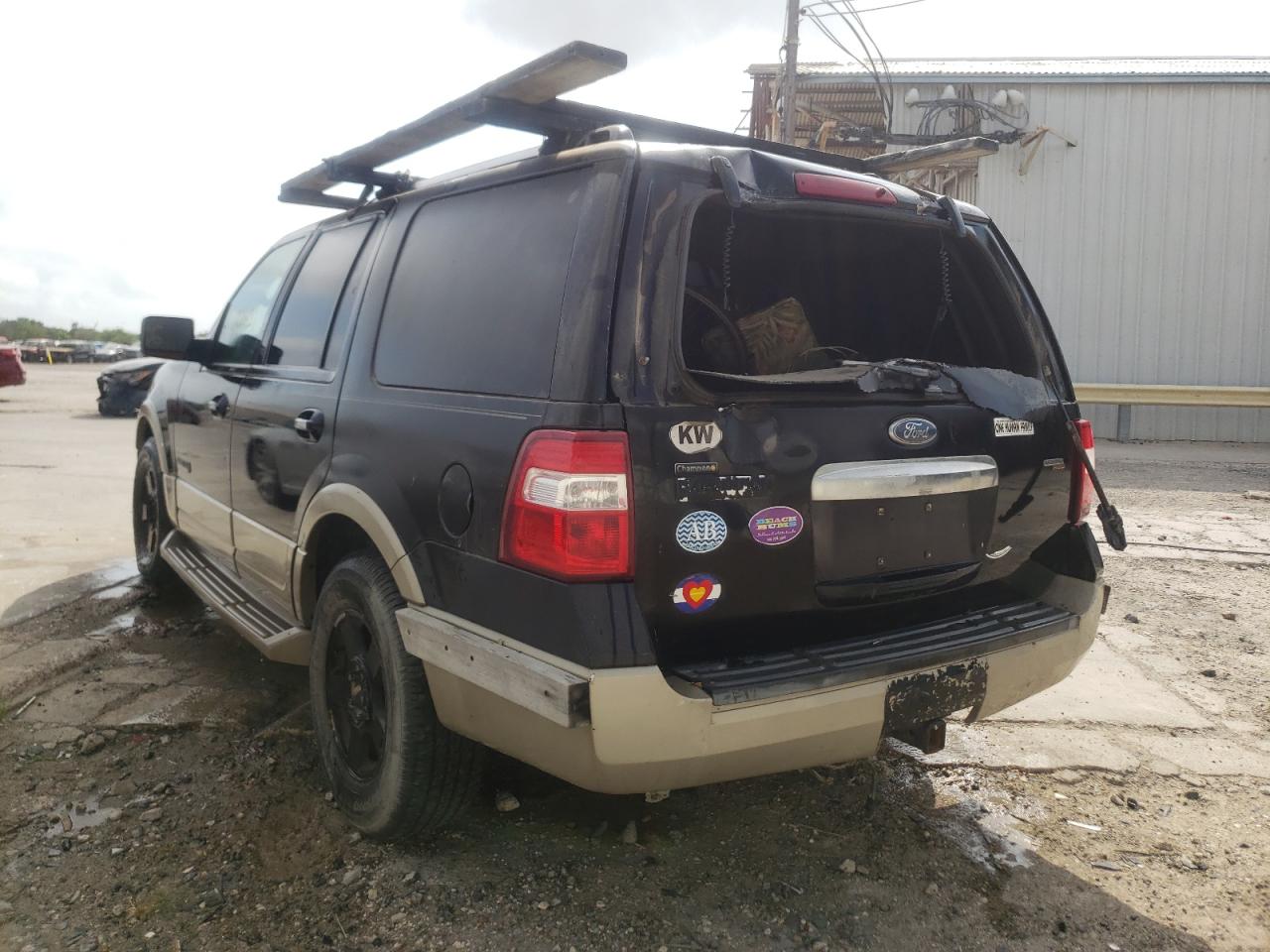 Photo 3 from auction – 2007 FORD EXPEDITION with VIN 1FMFU17517LA10885