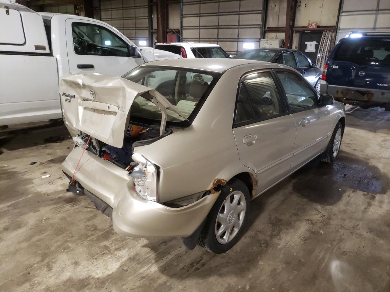 Photo 4 from auction – 2002 MAZDA PROTEGE DX with VIN JM1BJ226920510160