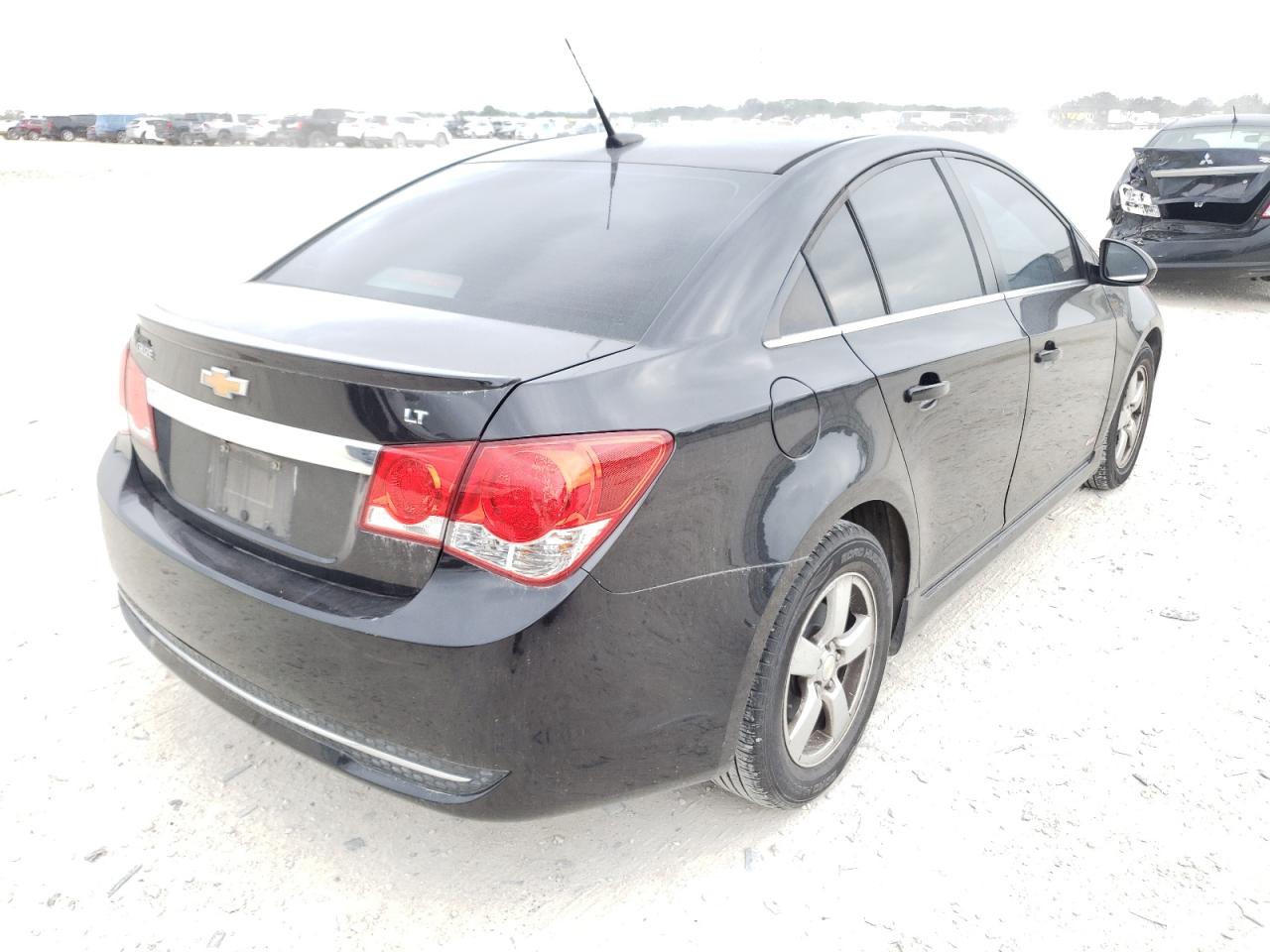 Photo 4 from auction – 2014 CHEVROLET CRUZE LT with VIN 1G1PC5SB4E7420451