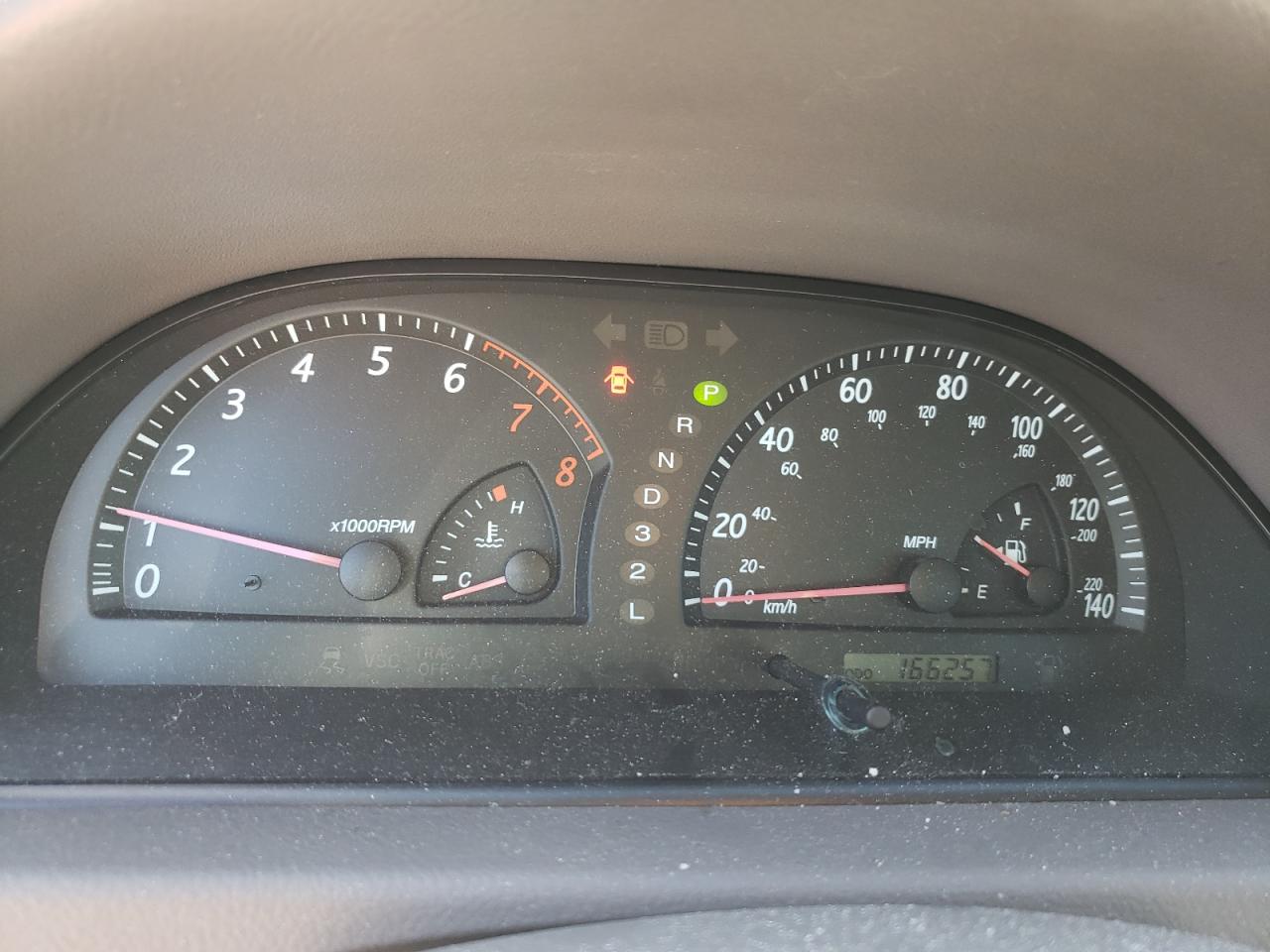 Photo 8 from auction – 2003 TOYOTA CAMRY LE with VIN 4T1BF32K33U051220