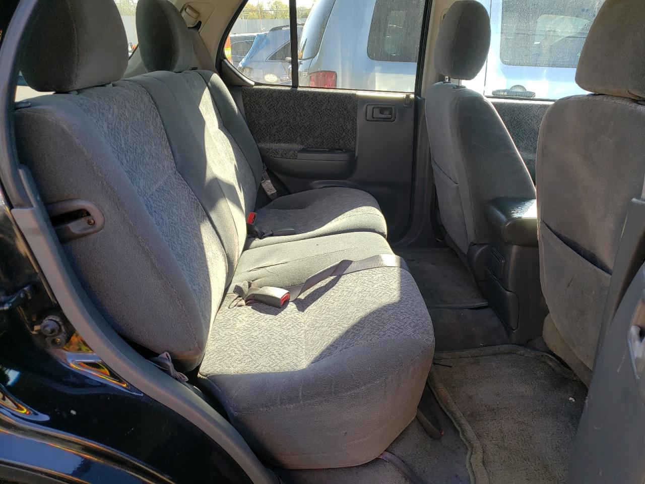 Photo 6 from auction – 2001 ISUZU RODEO with VIN 4S2DM58W414357823