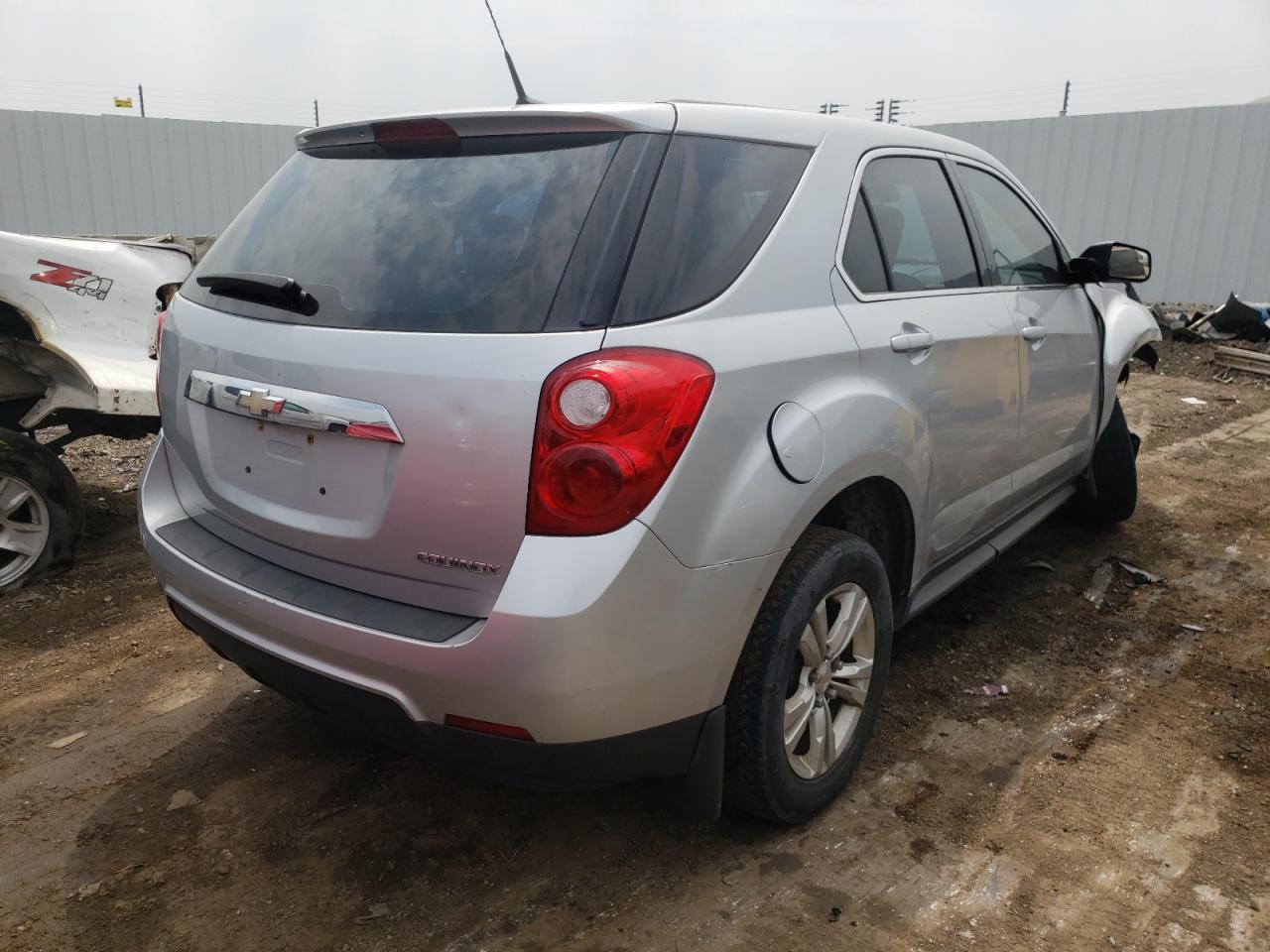 Photo 4 from auction – 2013 CHEVROLET EQUINOX LS with VIN 2GNALBEK1D6333975