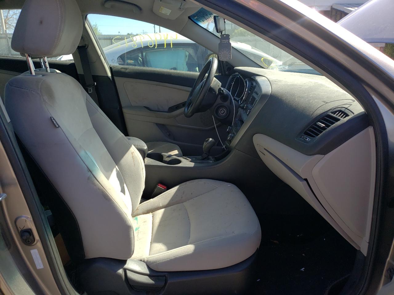 Photo 5 from auction – 2012 KIA OPTIMA with VIN 5XXGM4A72CG020128