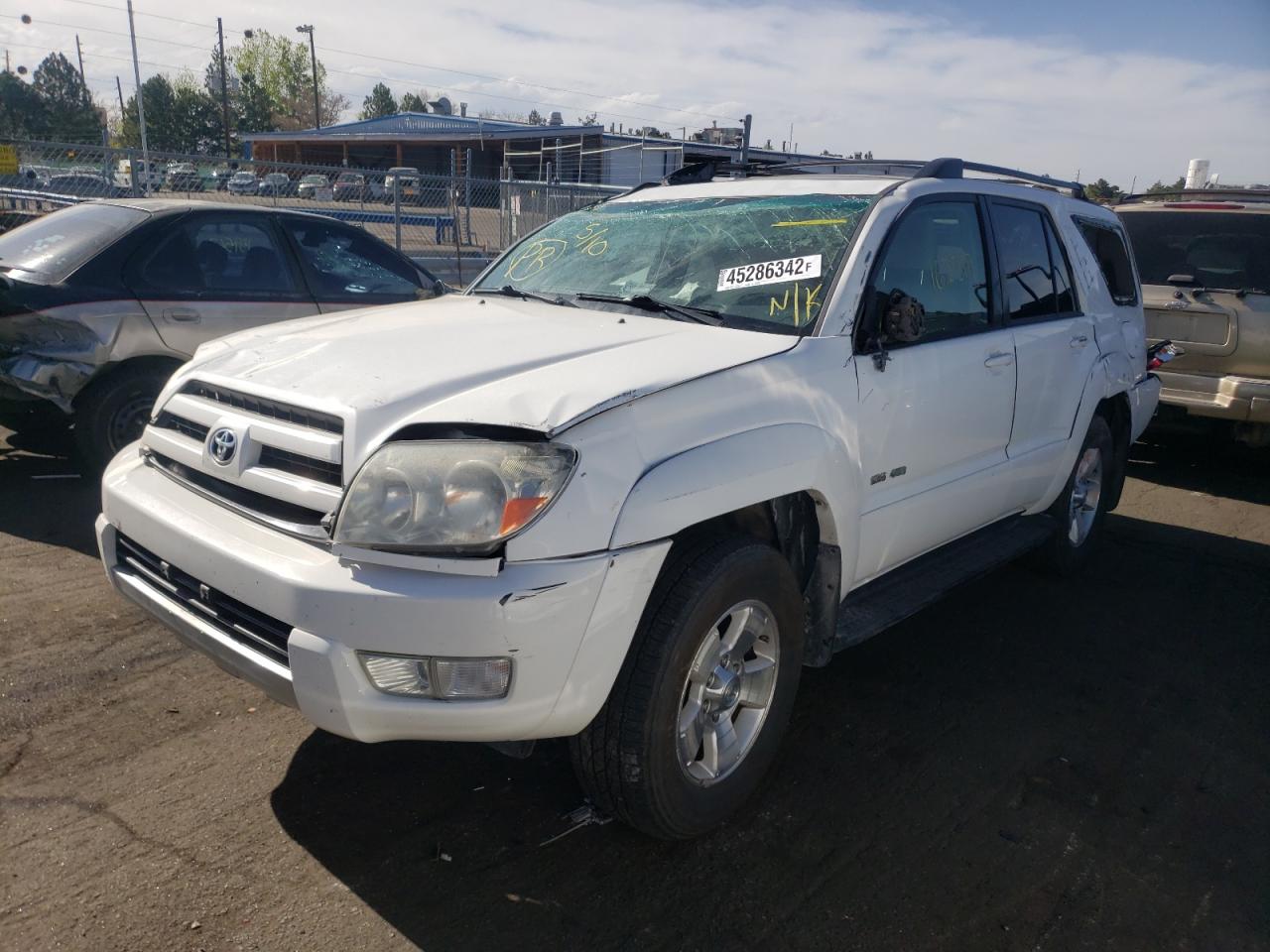 Photo 2 from auction – 2004 TOYOTA 4RUNNER SR with VIN JTEBU14R348014490