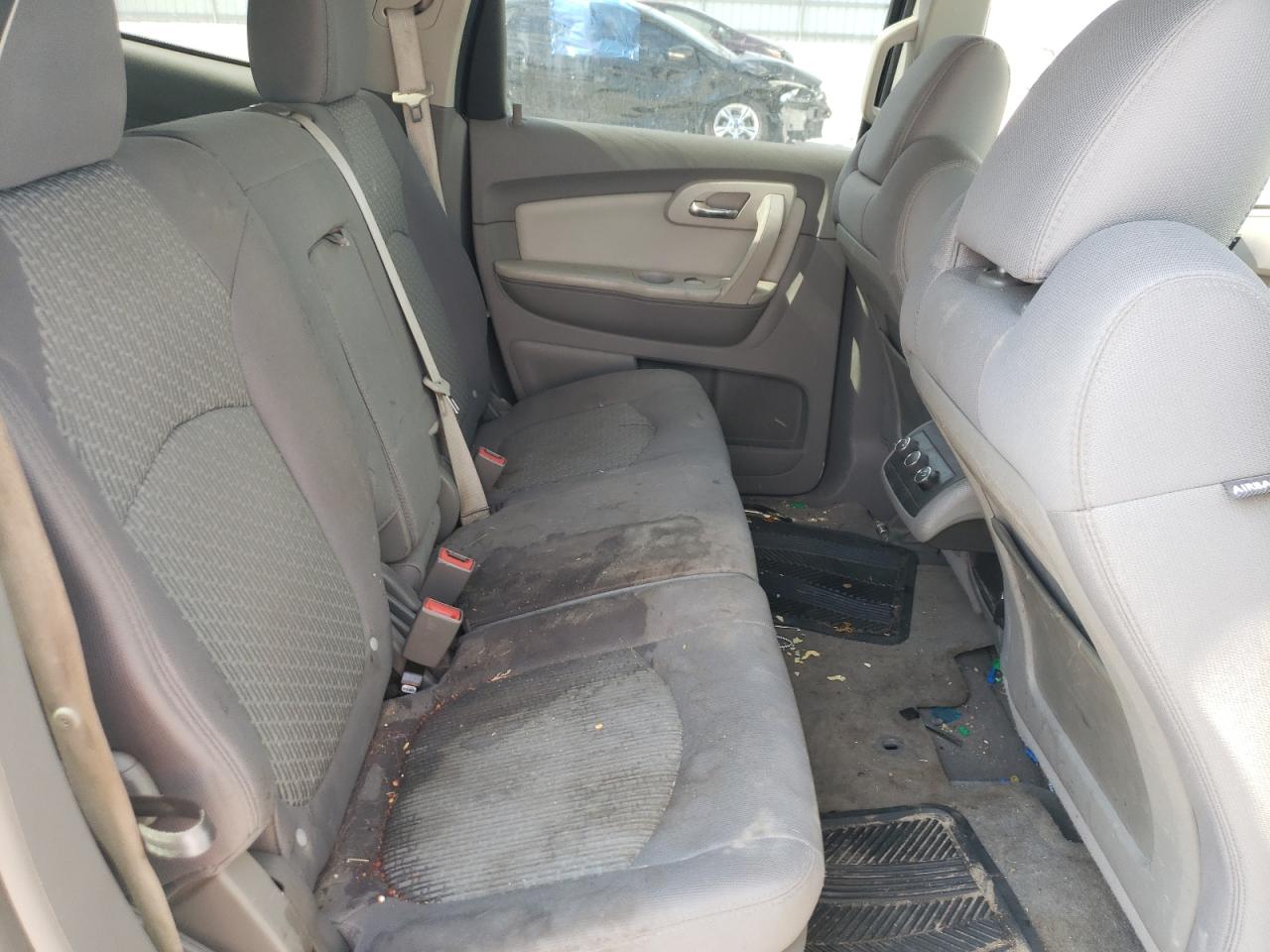 Photo 6 from auction – 2012 CHEVROLET TRAVERSE L with VIN 1GNKRGED3CJ122067