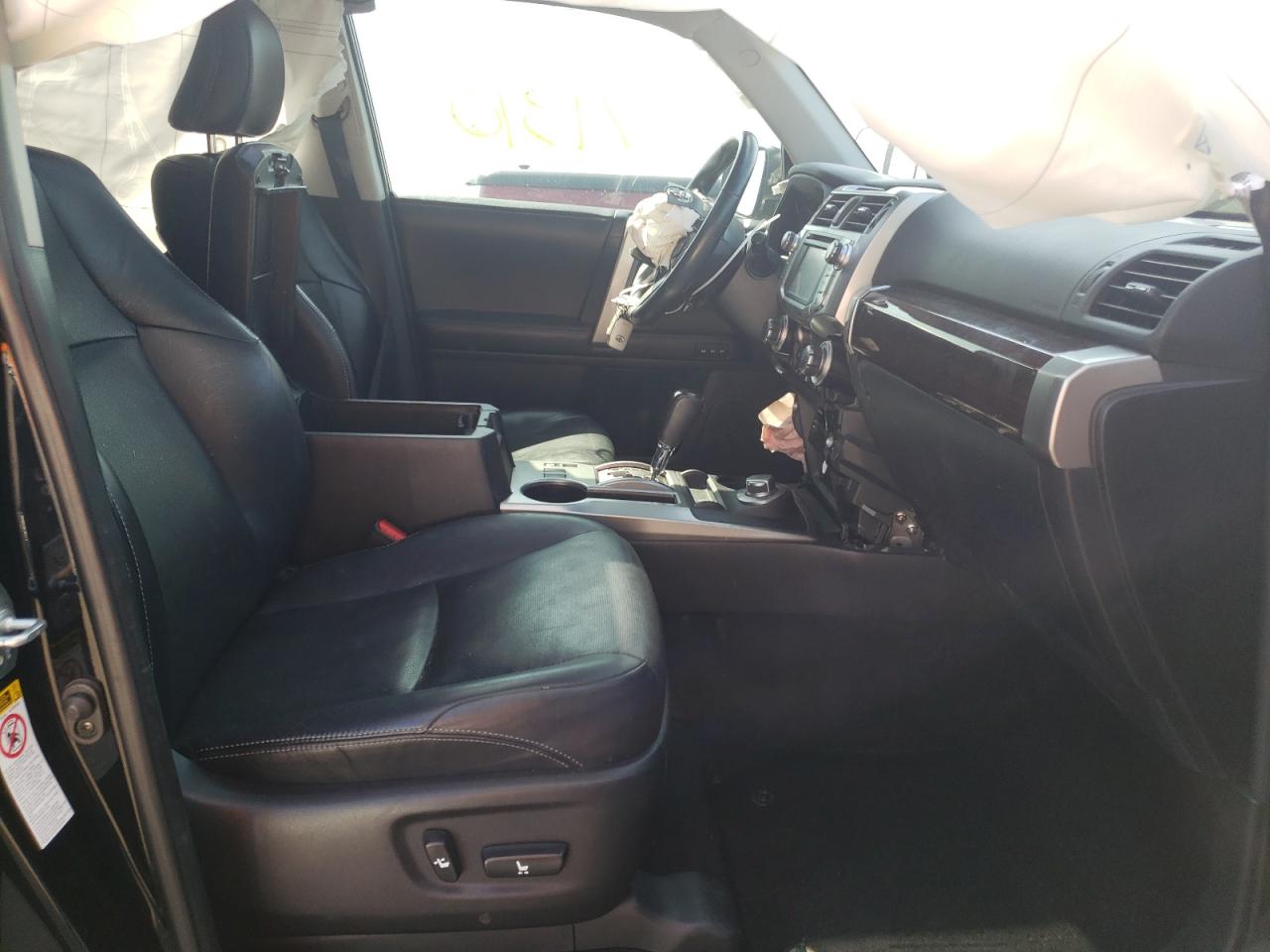 Photo 5 from auction – 2015 TOYOTA 4RUNNER SR with VIN JTEBU5JR3F5223504