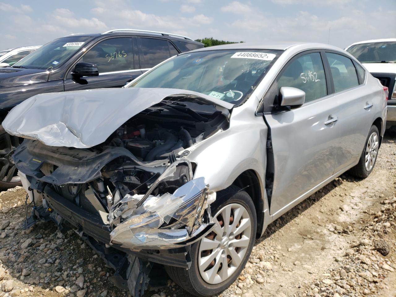 Photo 2 from auction – 2015 NISSAN SENTRA S with VIN 3N1AB7AP8FY326892