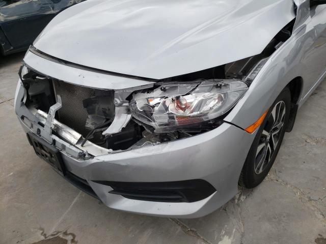 Photo 9 from auction – 2017 HONDA CIVIC LX with VIN 19XFC2F50HE063814