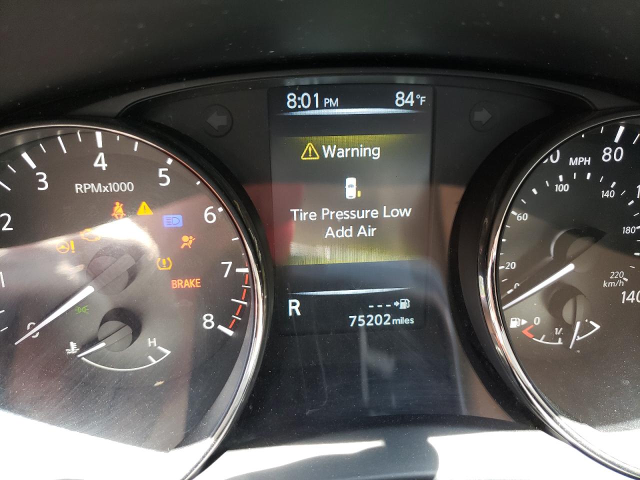 Photo 8 from auction – 2017 NISSAN ROGUE S with VIN JN8AT2MT8HW143495