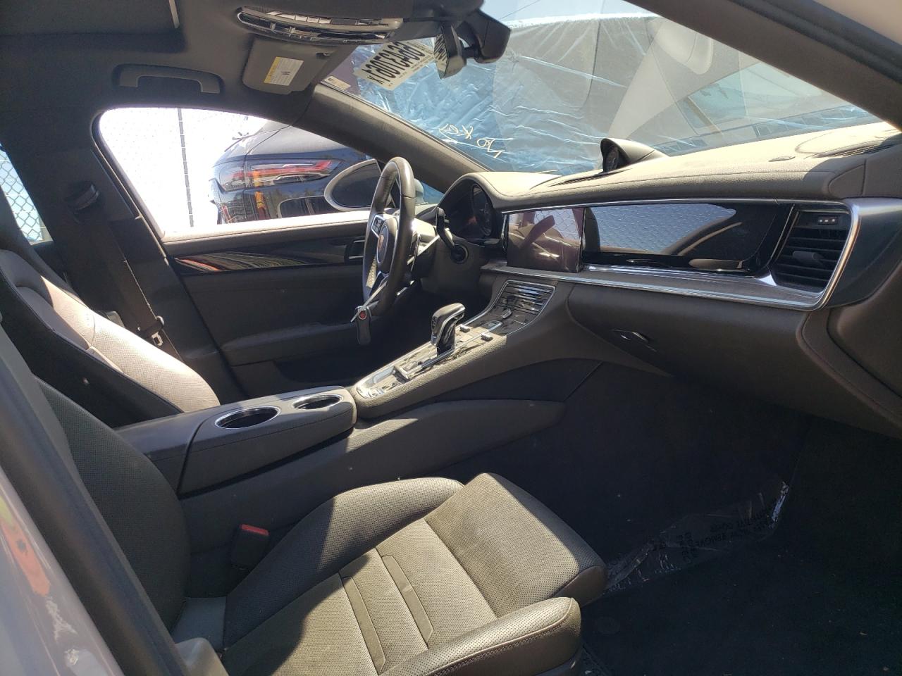 Photo 5 from auction – 2018 PORSCHE PANAMERA 4 with VIN WP0AE2A7XJL176504