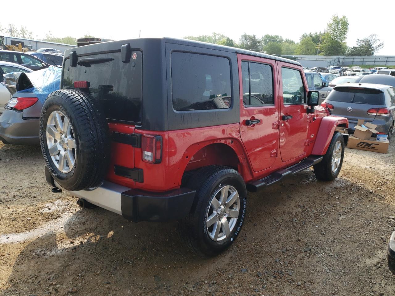 Photo 4 from auction – 2014 JEEP WRANGLER U with VIN 1C4BJWEG4EL251981