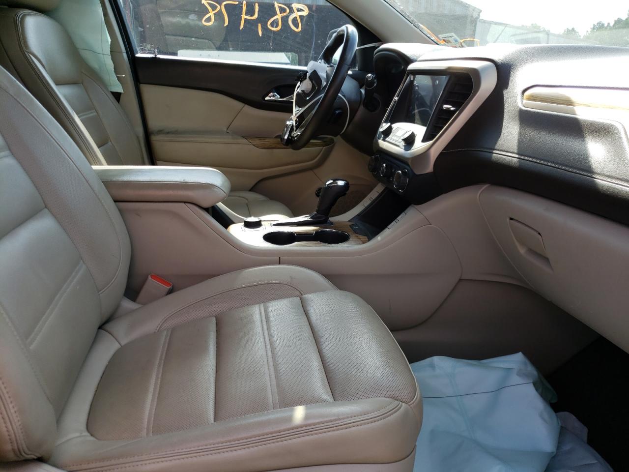 Photo 5 from auction – 2017 GMC ACADIA DEN with VIN 1GKKNPLS6HZ197526