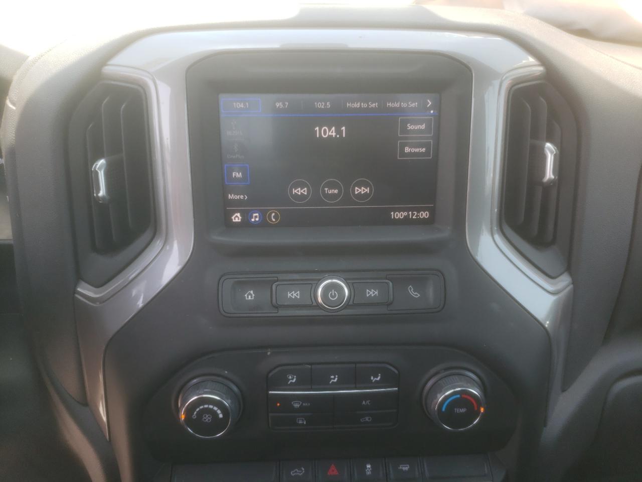 Photo 9 from auction – 2021 CHEVROLET SILVERADO with VIN 3GCNWAEF4MG476003