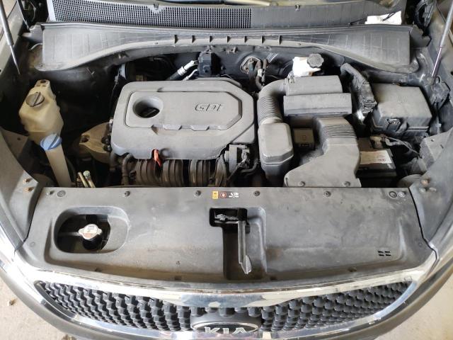Photo 7 from auction – 2016 KIA SORENTO LX with VIN 5XYPG4A37GG064082