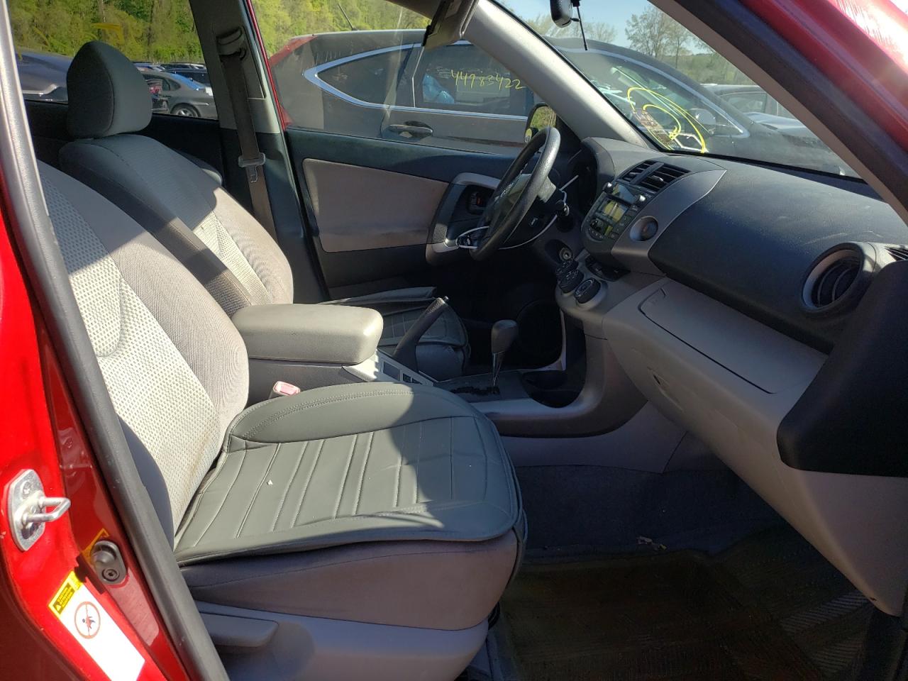 Photo 5 from auction – 2007 TOYOTA RAV4 with VIN JTMBD33V475119270