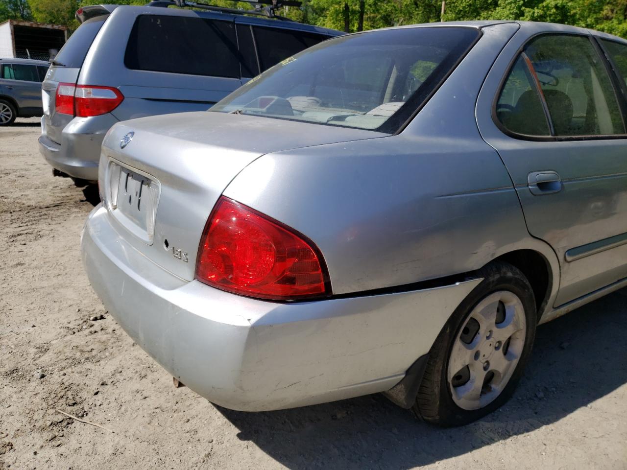 Photo 9 from auction – 2004 NISSAN SENTRA 1.8 with VIN 3N1CB51D44L856970