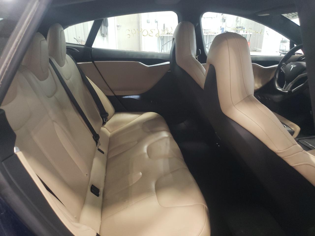Photo 6 from auction – 2016 TESLA MODEL S with VIN 5YJSA1E25GF174275